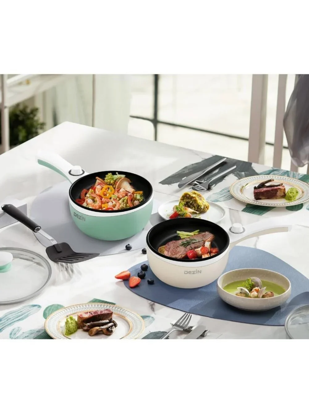 Portable 1.5L Electric Hot Pot - Non-Stick Mini Cooker for Ramen, Eggs, Steak